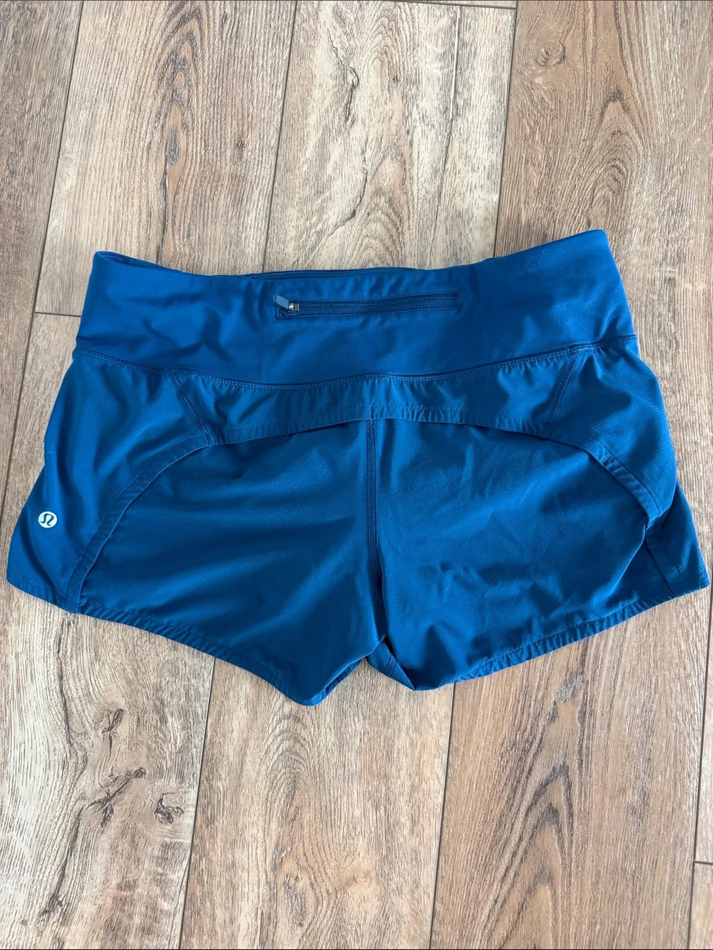 lululemon athletica Blue Athletic Shorts Sz 8 GUC